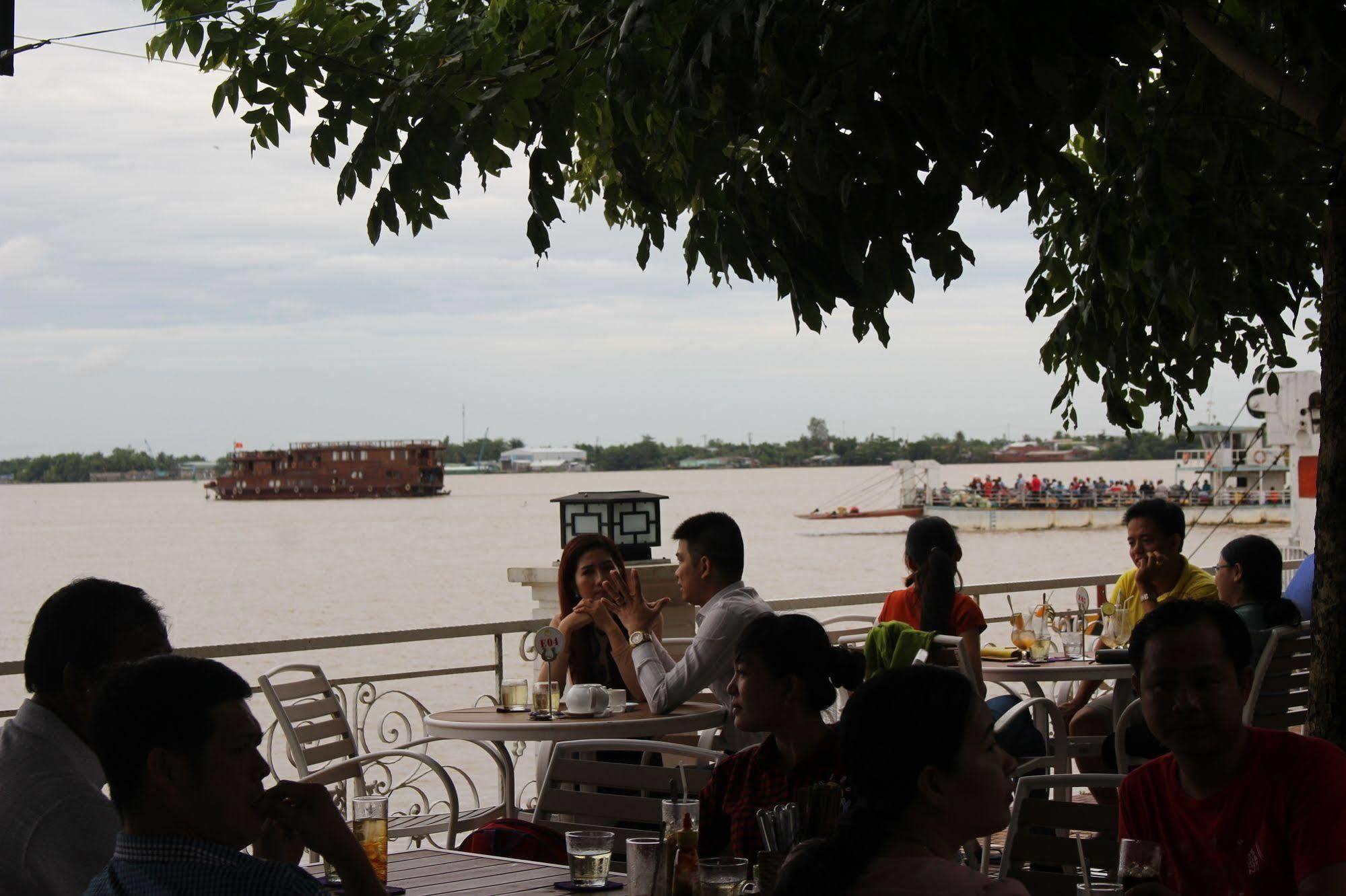 Nesta Cần Thơ
